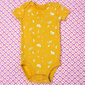 ° SZ 9MO • Onesie °